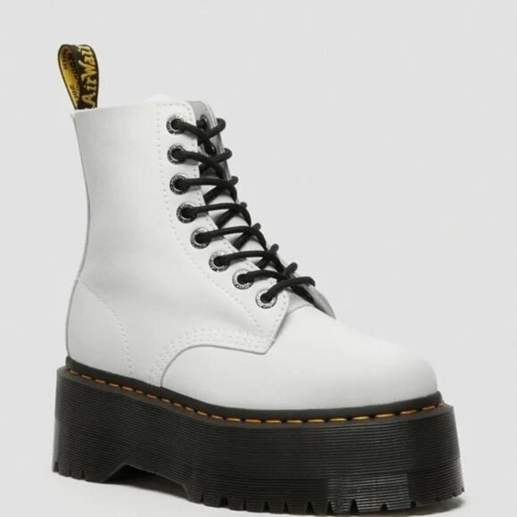 NEW Dr. Martens 1460 Pascal Max White Leather Platform Combat Boots Size 41 US 9 - Picture 2 of 7